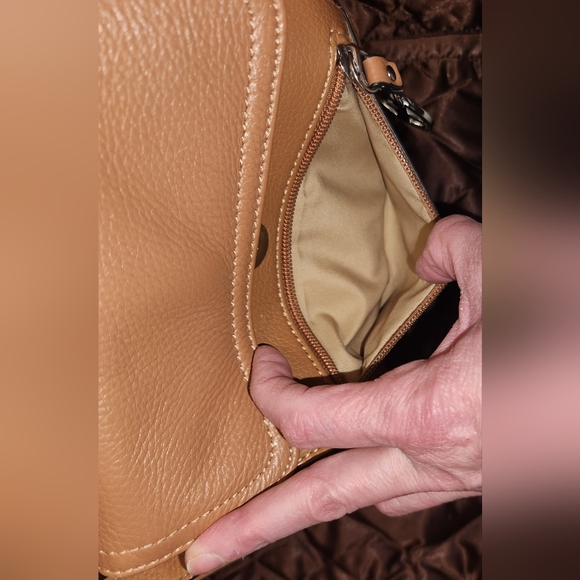 Giani Bernini Tan Leather  Crossbody Purse EUC - Picture 7 of 16